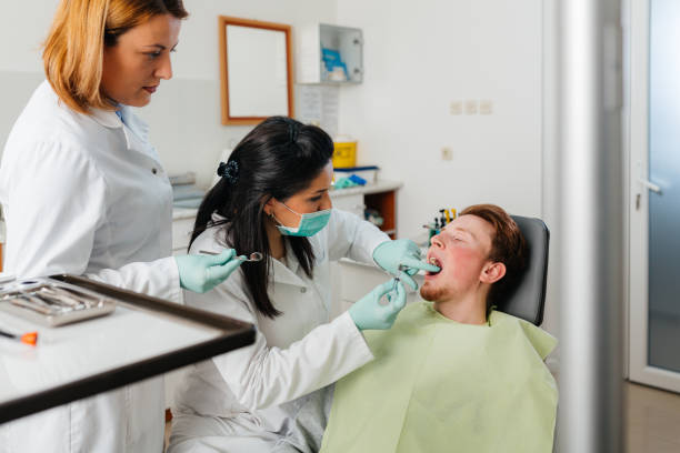 Best Emergency Tooth Extraction in Saco, ME